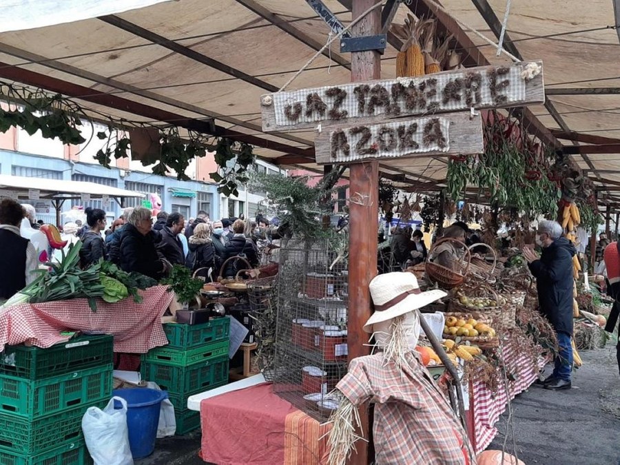 Este sábado nueva edición de la Feria de Gaztañerre