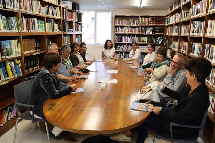 Hoy lunes, tercera sesión del club de lectura en euskera